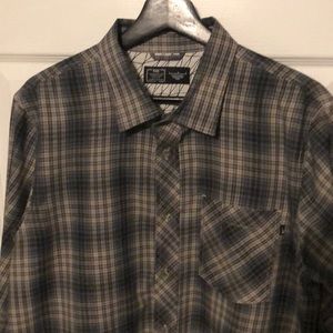 Nike long sleeve plaid print men’s L button up